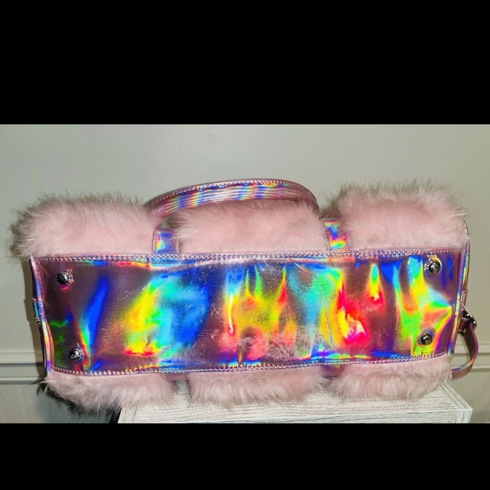 Dollskill Sugar Thrillz Pink Weekender Bag - Picture 6 of 6